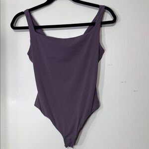 SKIMS Women’s Deep Lavender One Piece Cheeky Bodysuit Size Large